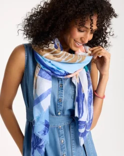 Coral Motif Oblong Scarf