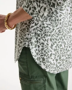 No Iron™ Stretch Fauna Shirt