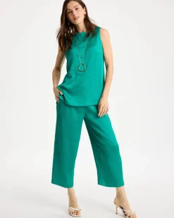 Petite Travelers™ Crinkle Textured Crop Pants