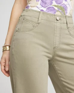 Pull-On Wide-Leg Cropped Jeans