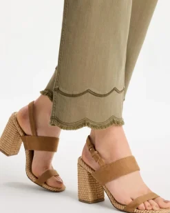 Scallop Pull-On Wide-Leg Crop Jeans