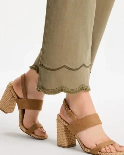 Scallop Pull-On Wide-Leg Crop Jeans