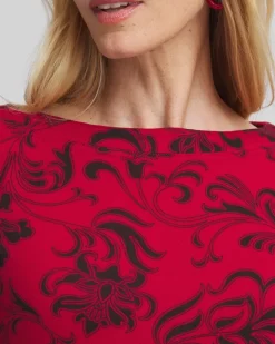 Swirl 3/4 Sleeve Bateau Neck Tee