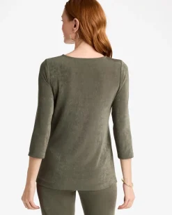 Travelers™ V-Neck 3/4 Sleeve Top